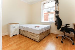 Photo 16- click for photo gallery